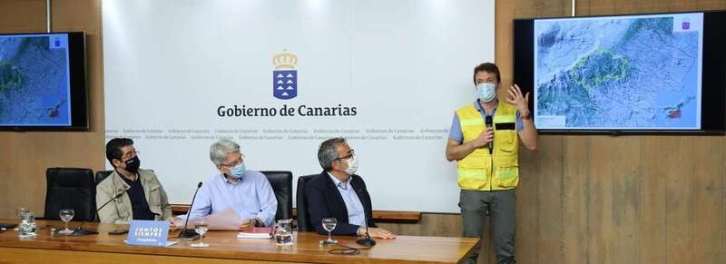 Rueda de prensa en la que se dio cuenta de la evolución del incendio/TA.